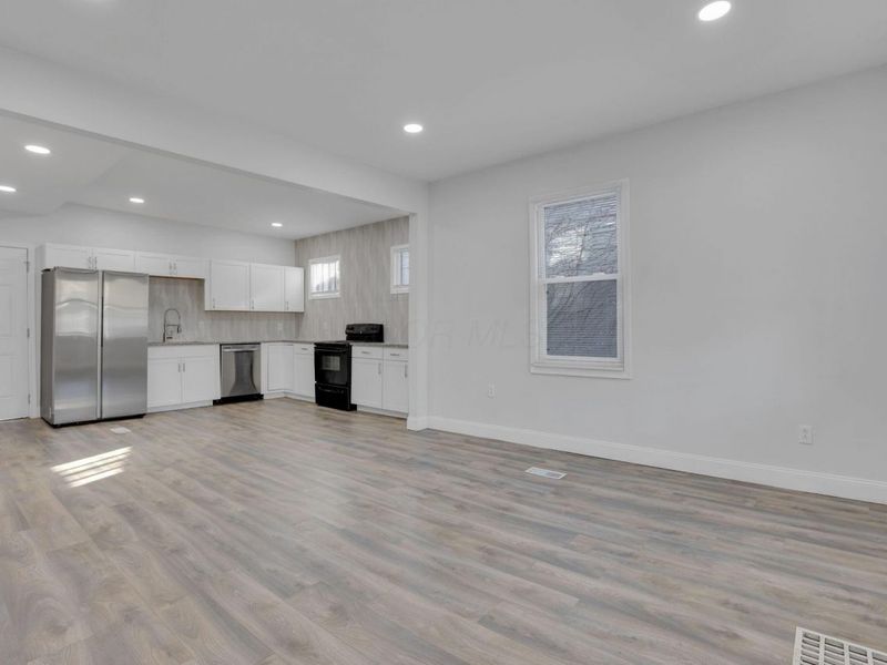 515 E Mithoff Street, Columbus, OH 43206 Photo 8