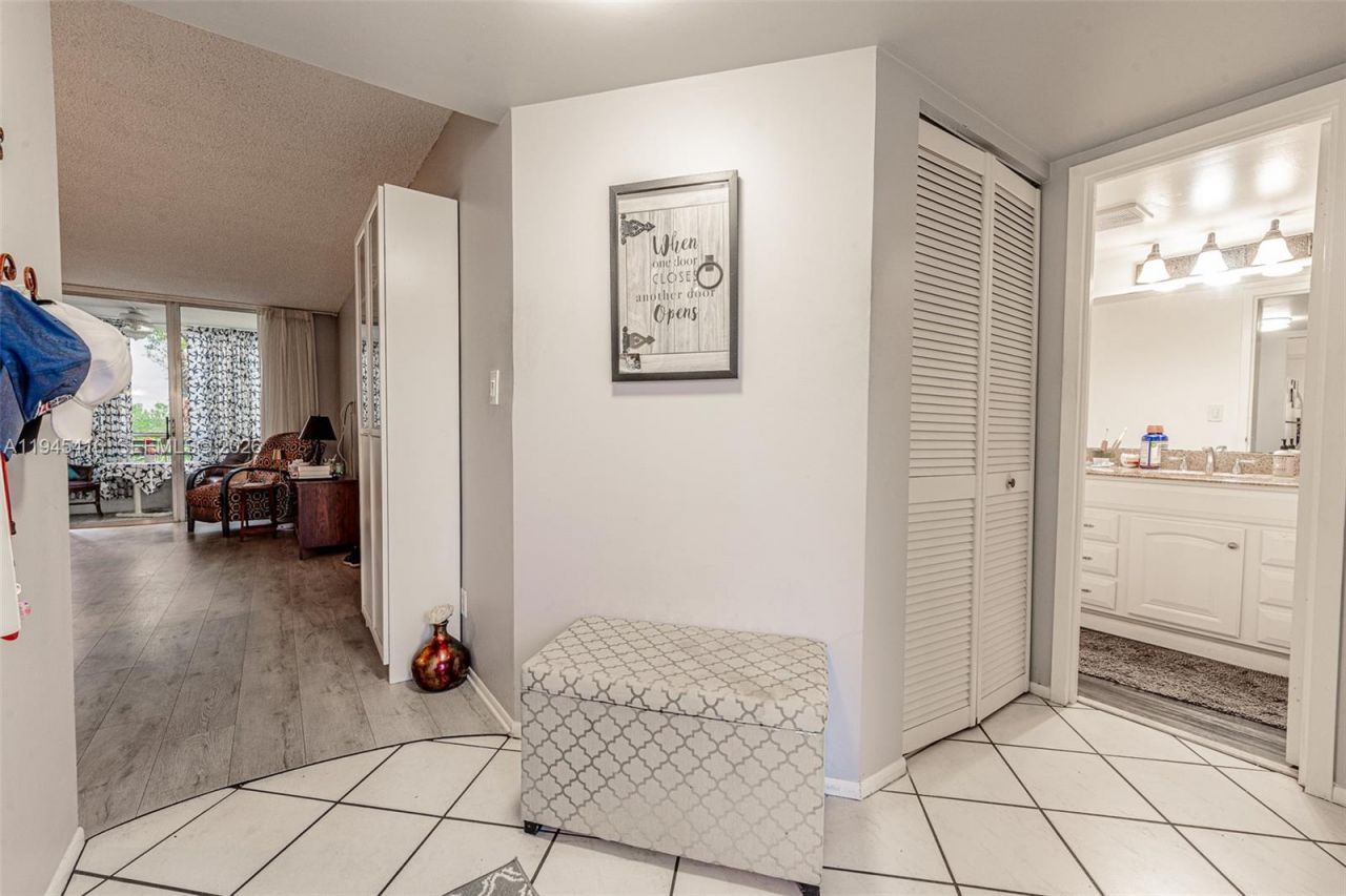 2601 NW 48th Ter, Unit 145, Lauderdale Lakes, FL 33313 Photo