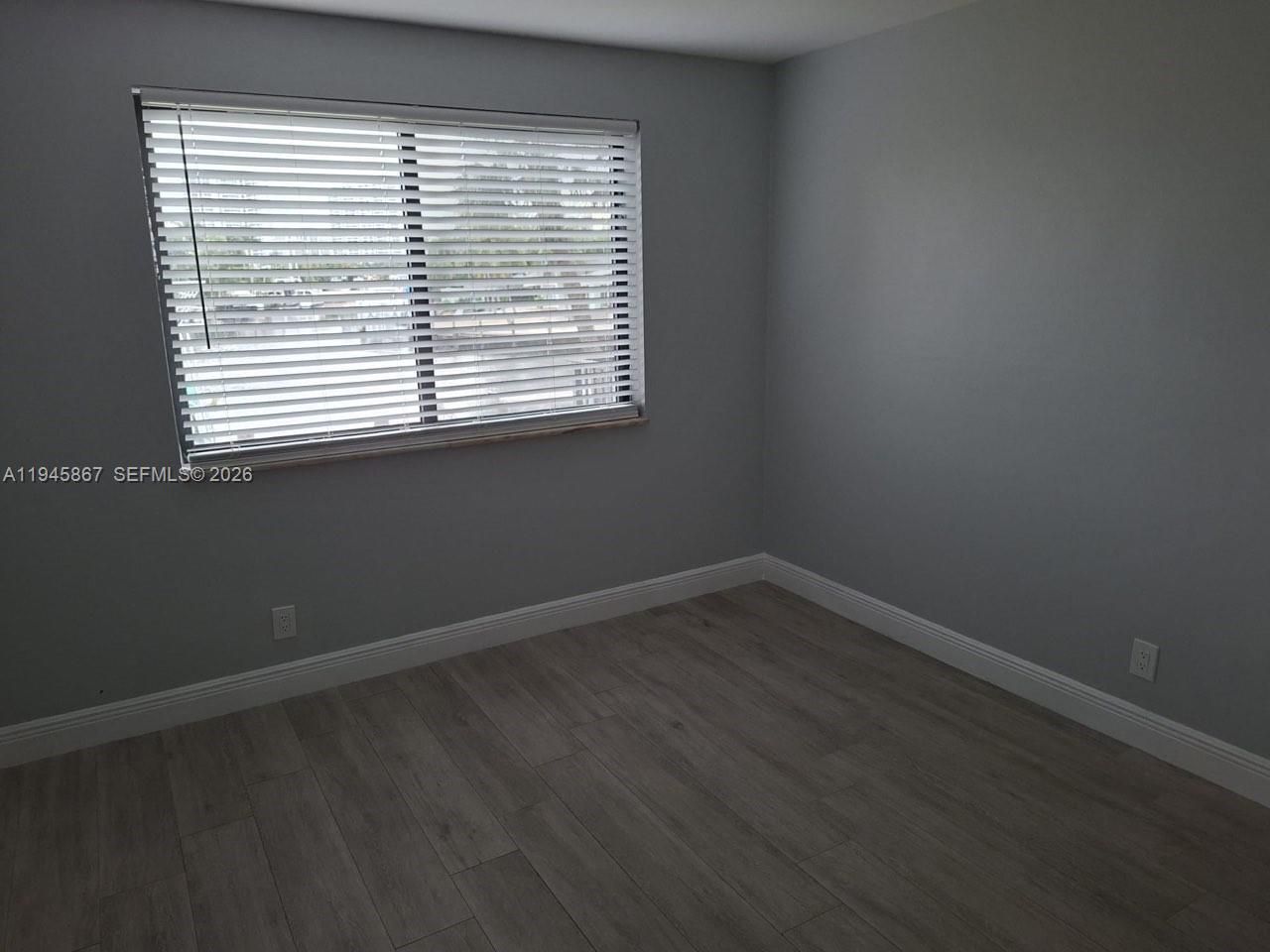 301 Golden Isles Dr, Unit 205, Hallandale Beach, FL 33009 Photo