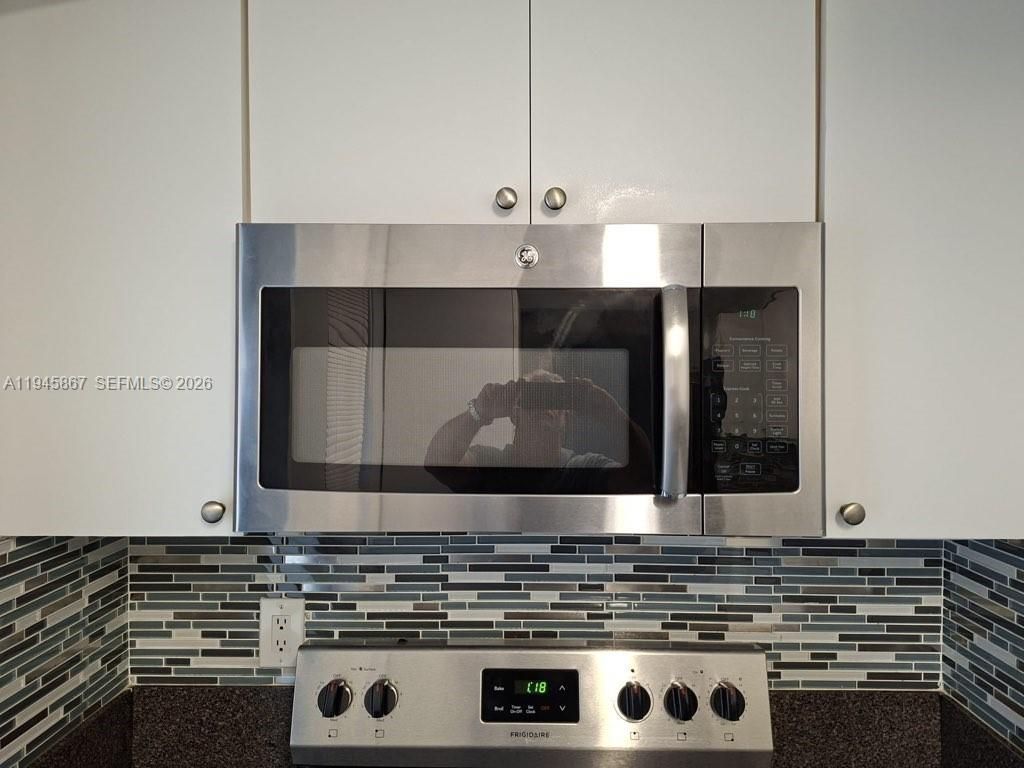 301 Golden Isles Dr, Unit 205, Hallandale Beach, FL 33009 Photo