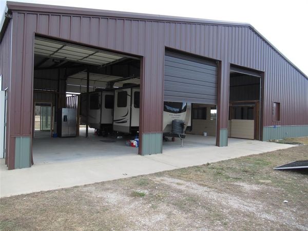 7483 County Road 3223, Lone Oak, TX 75453