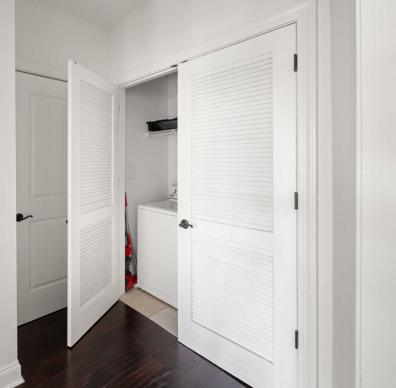 21 George Street Photo 14