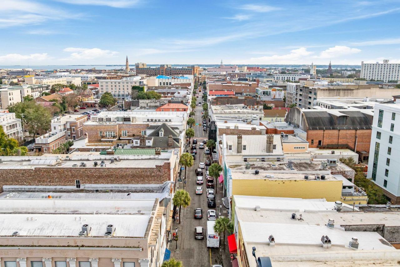 21 George Street Photo 35