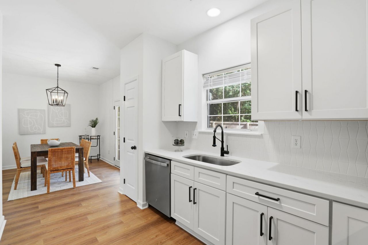 1946 Treebark Drive Photo 10