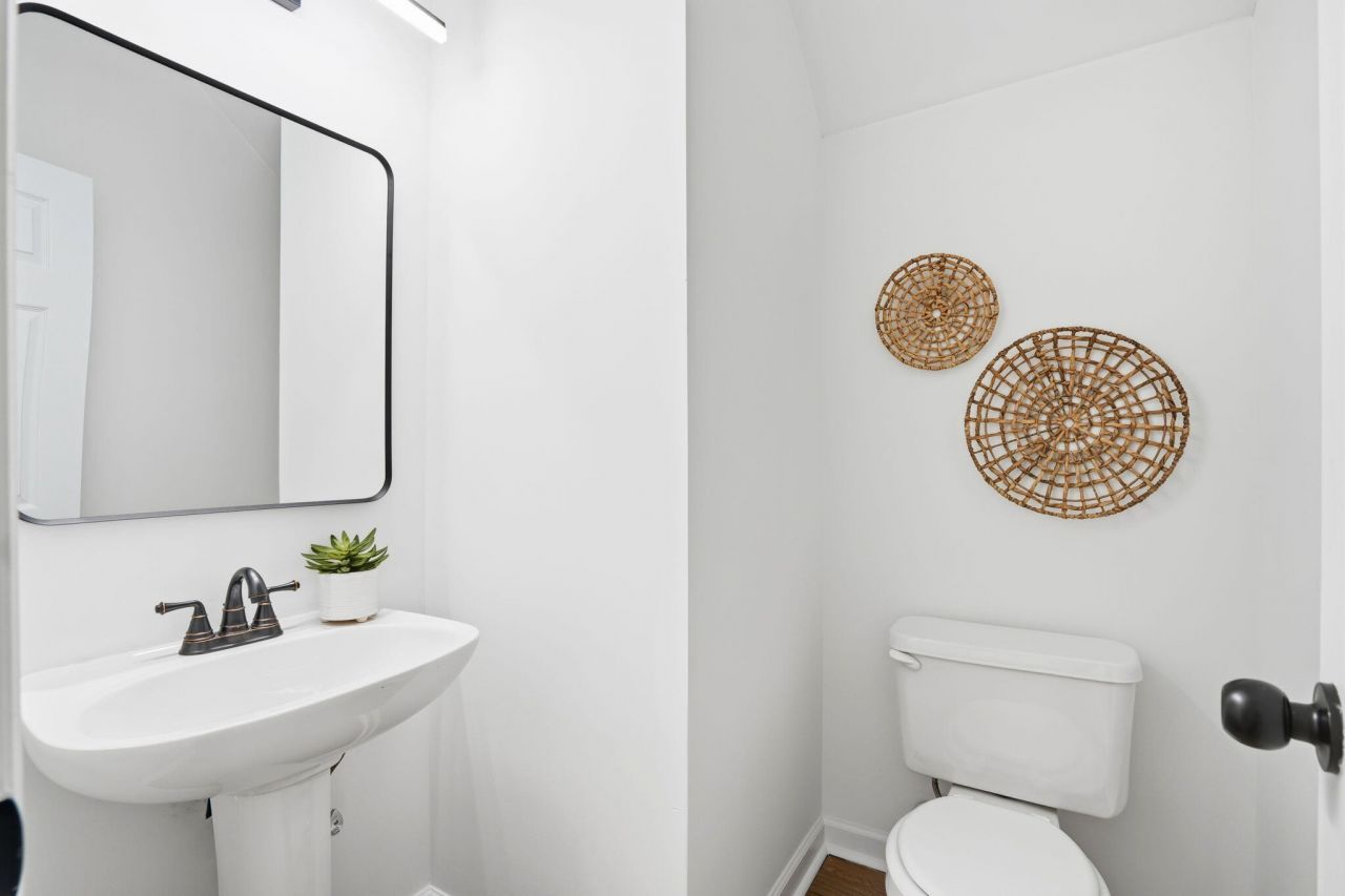 1946 Treebark Drive Photo 13