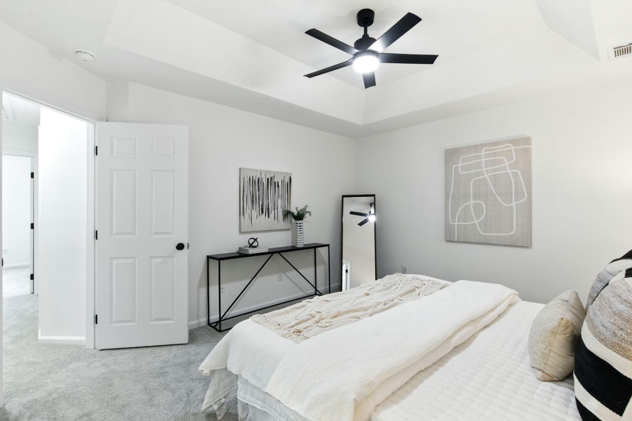 1946 Treebark Drive Photo 16