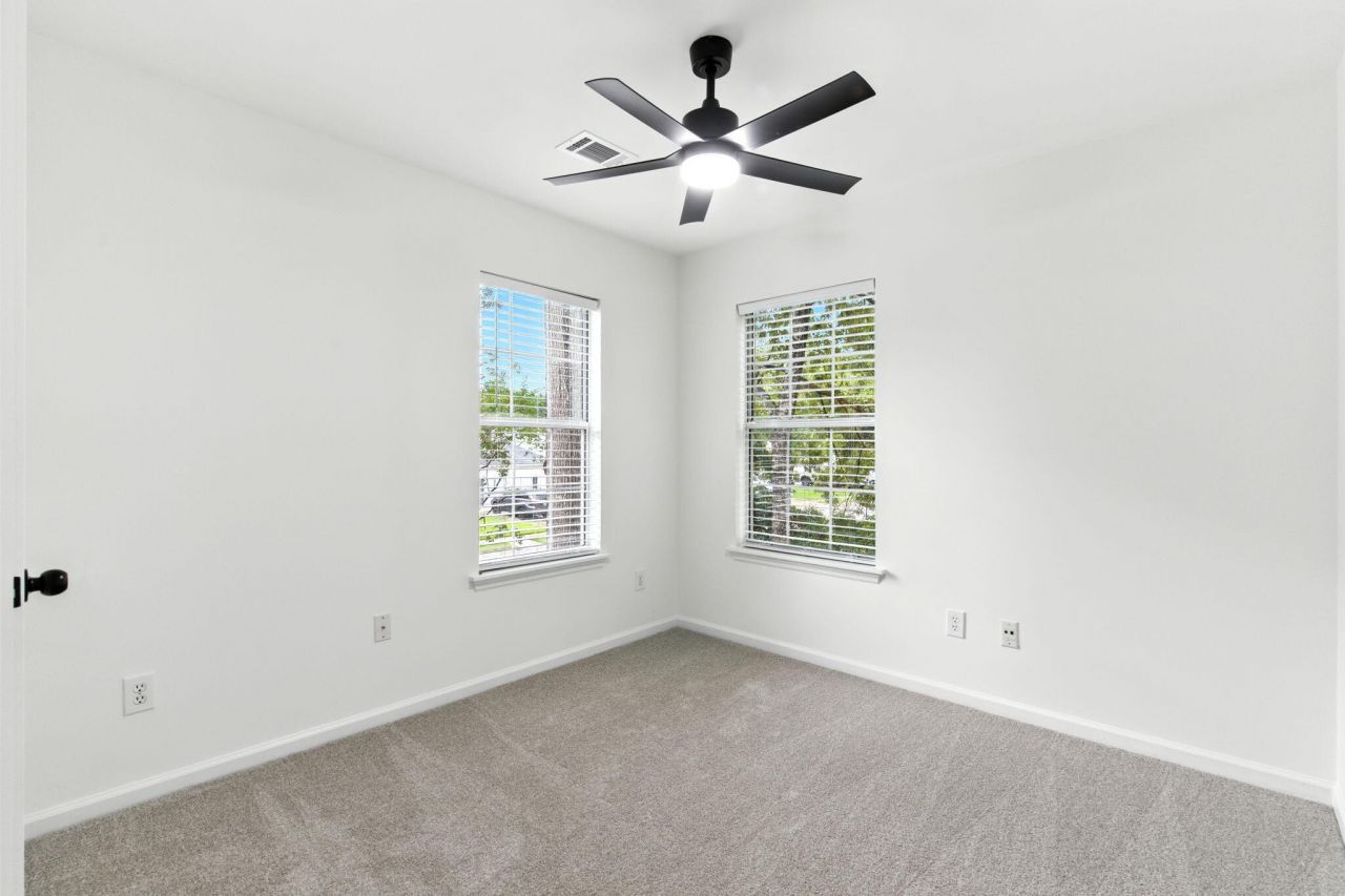 1946 Treebark Drive Photo 21