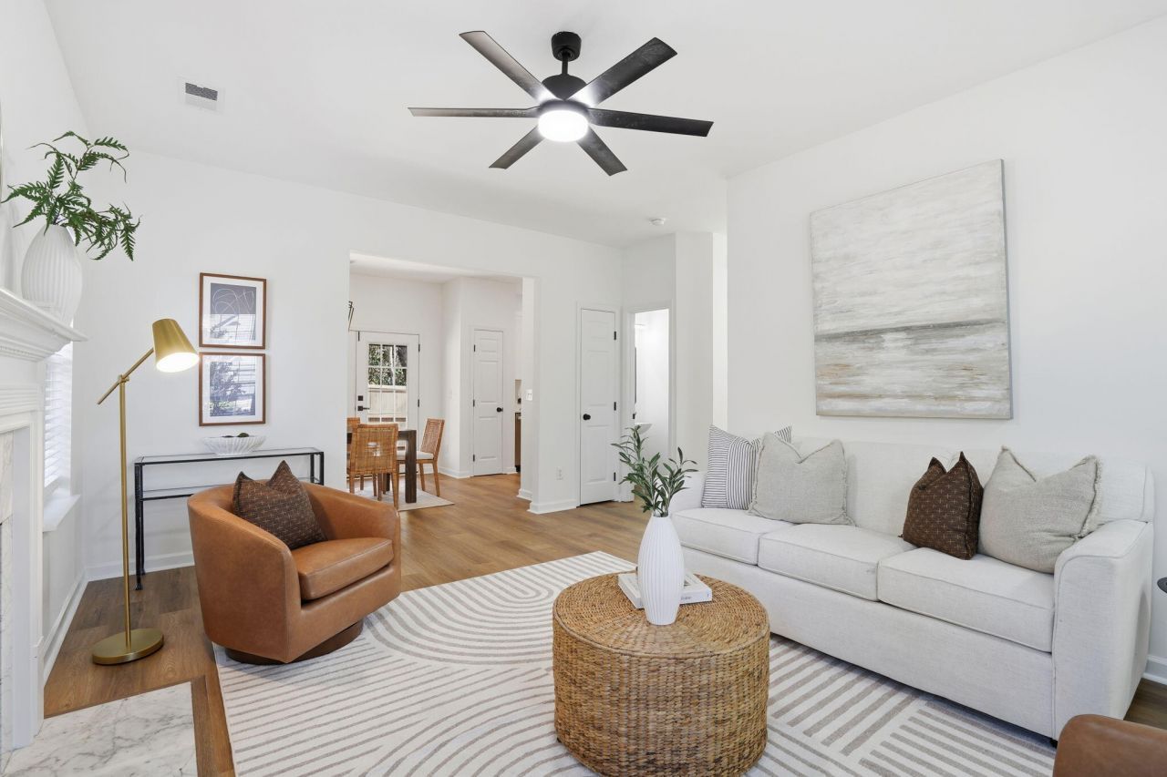 1946 Treebark Drive Photo 5