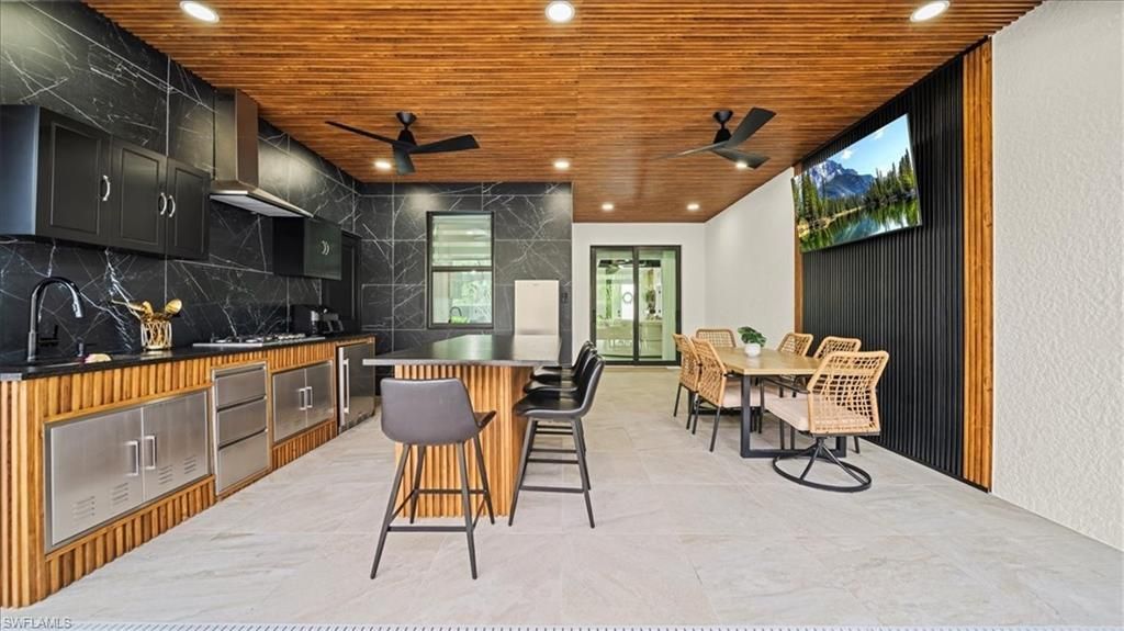 927 SW 25th St, Cape Coral, FL 33914 Photo