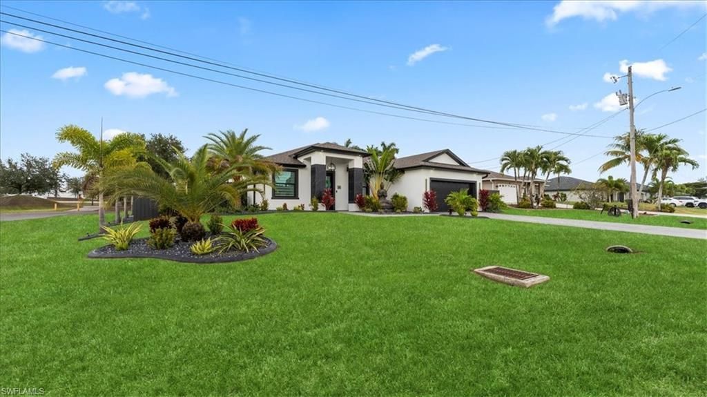 927 SW 25th St, Cape Coral, FL 33914 Photo