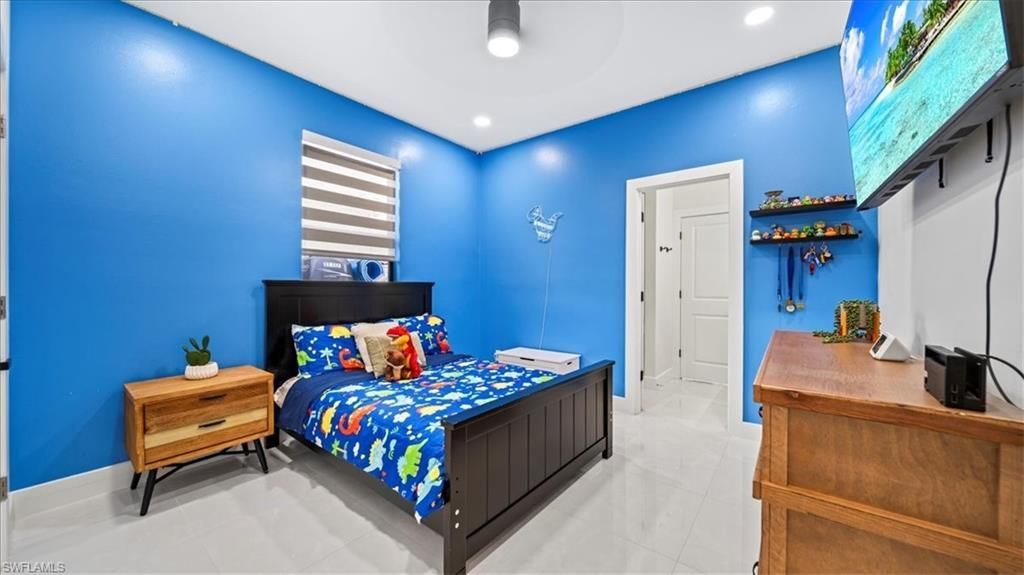 927 SW 25th St, Cape Coral, FL 33914 Photo