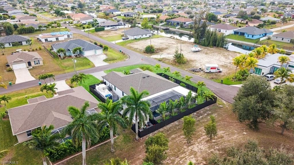 927 SW 25th St, Cape Coral, FL 33914 Photo