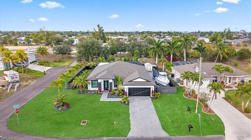 927 SW 25th St, Cape Coral, FL 33914 Photo