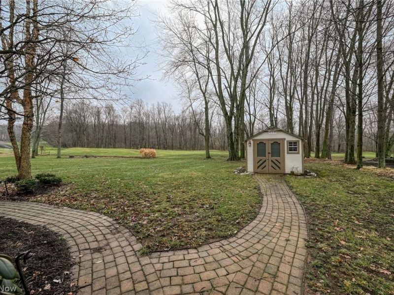 1238 Maxfli Drive, Akron, OH 44312 Photo 39