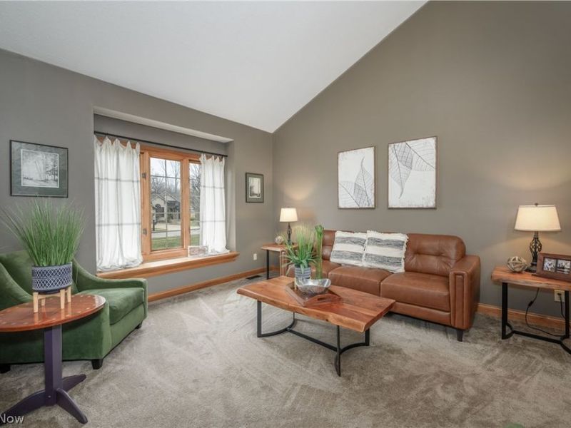 1238 Maxfli Drive, Akron, OH 44312 Photo 6