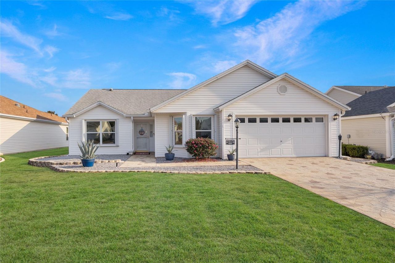 16845 SE 86th Deptford Court, The Villages, FL 32162 Main Photo