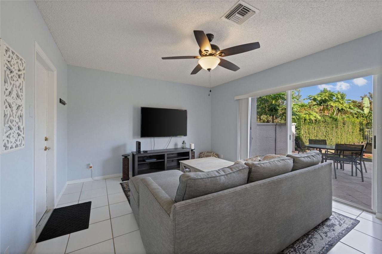 1628 S Club Drive, Wellington, FL 33414 Photo