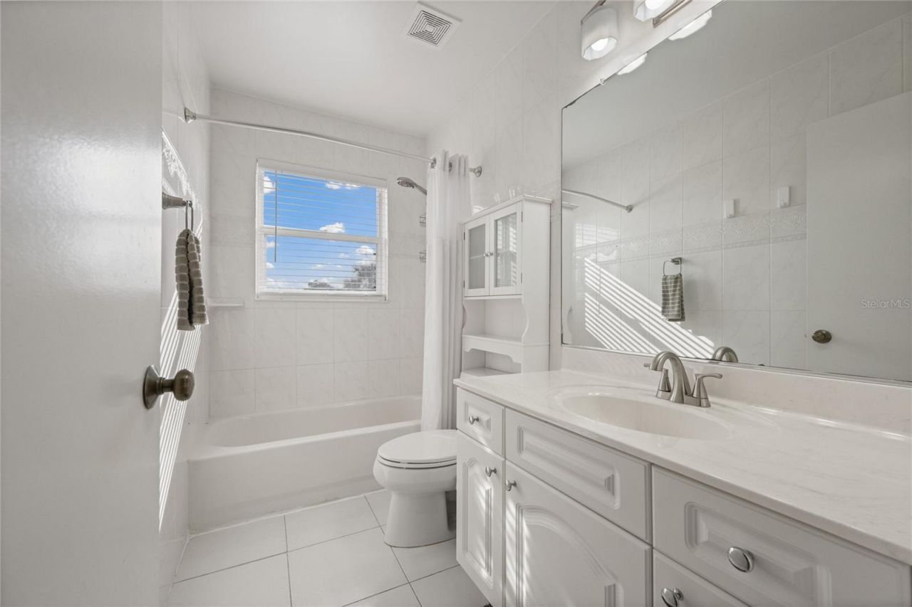 1628 S Club Drive, Wellington, FL 33414 Photo