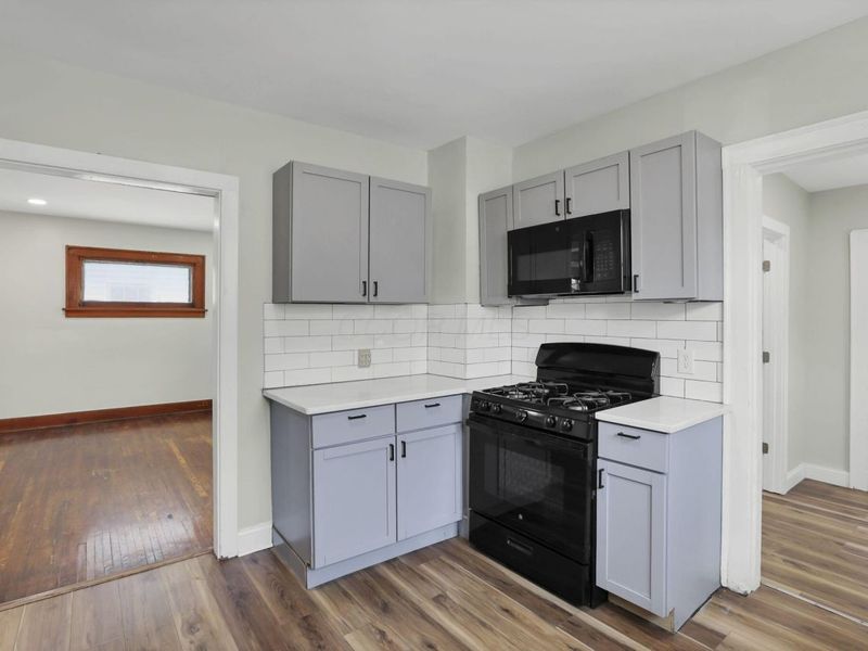 1384 E 23rd Avenue, Columbus, OH 43211 Photo 16