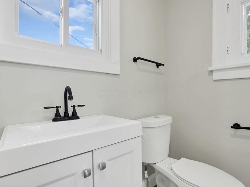 1384 E 23rd Avenue, Columbus, OH 43211 Photo 22