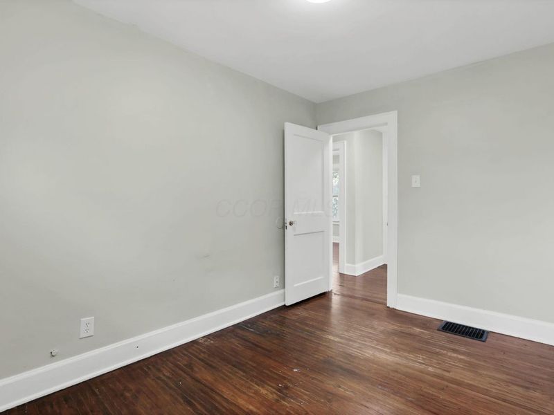 1384 E 23rd Avenue, Columbus, OH 43211 Photo 25