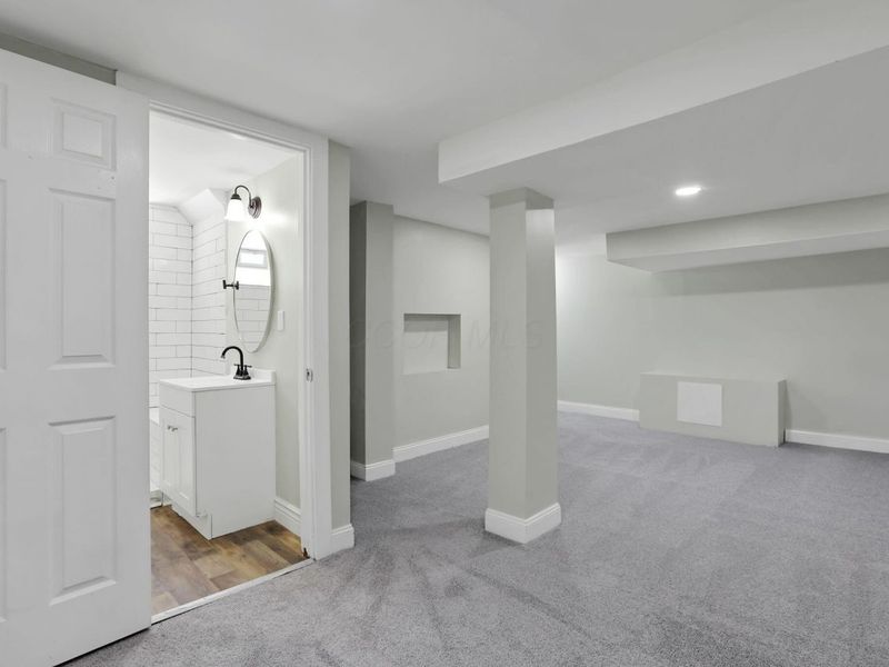 1384 E 23rd Avenue, Columbus, OH 43211 Photo 36