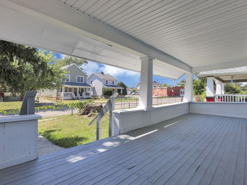 1384 E 23rd Avenue, Columbus, OH 43211 Photo 5