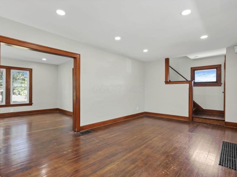 1384 E 23rd Avenue, Columbus, OH 43211 Photo 9