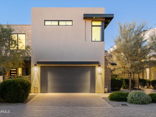 5572 E STELLA Lane, Paradise Valley, AZ 85253