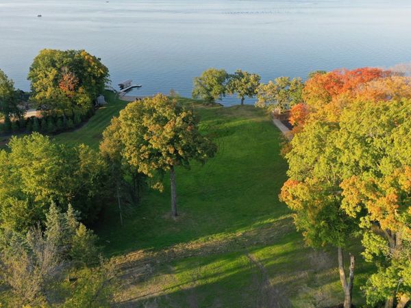 4894 Bridgevine Way , Independence, MN 55359