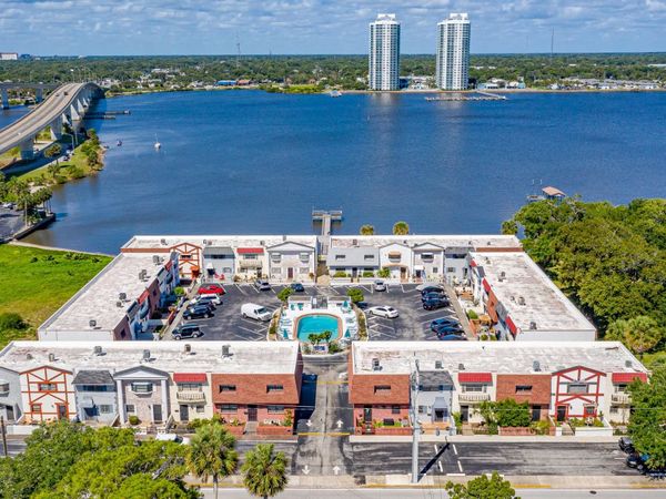 625 N Halifax Avenue, Unit 11, Daytona Beach, FL 32118