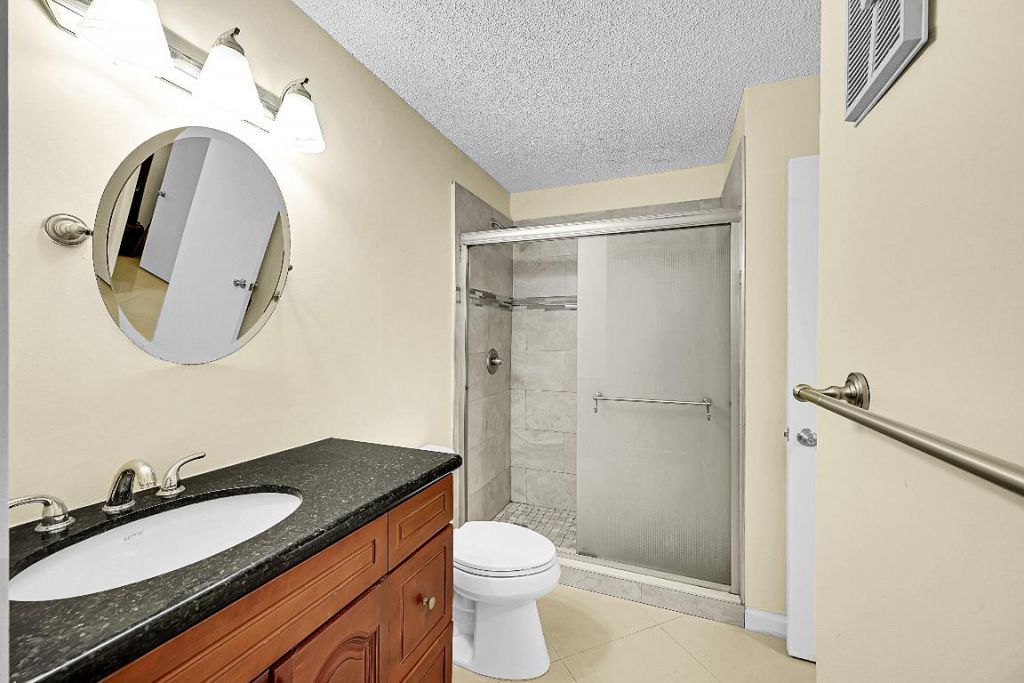 931 Lyons Road, Unit 4201, Coconut Creek, FL 33063 Photo