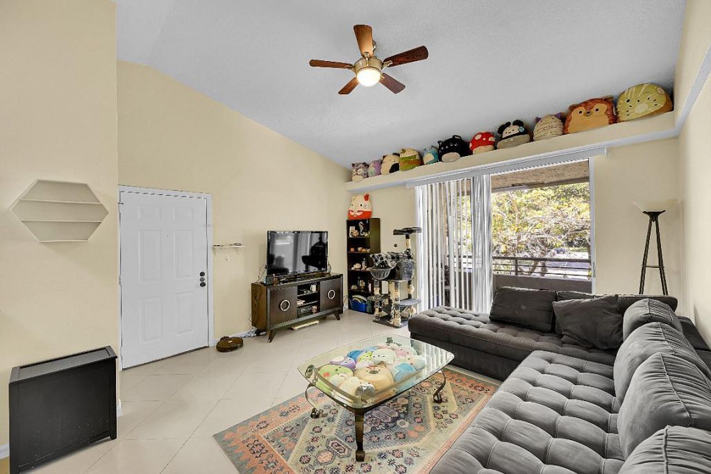 931 Lyons Road, Unit 4201, Coconut Creek, FL 33063 Photo