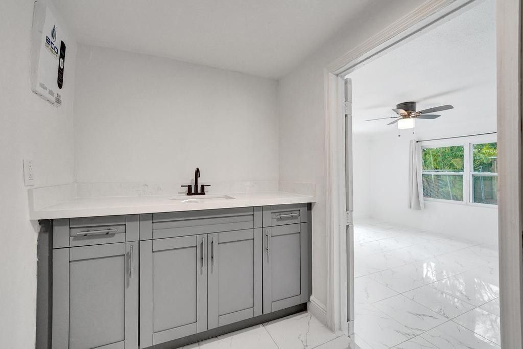 1836 SW 9th Avenue, Fort Lauderdale, FL 33315 Photo