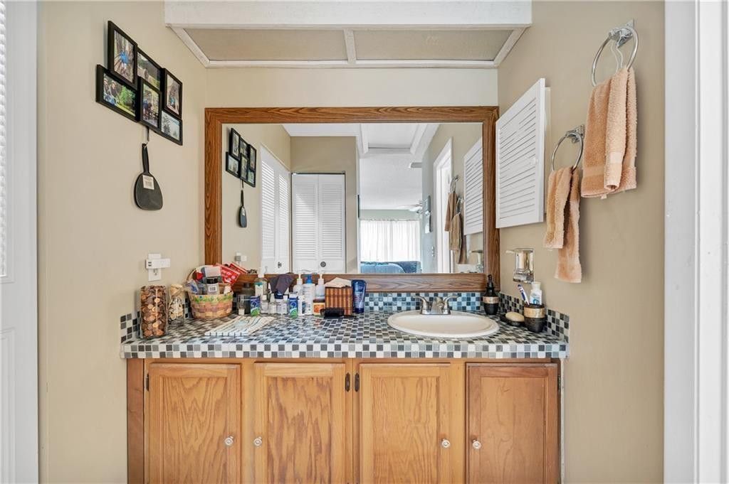 64 Macadamia Ct, Royal Palm Beach, FL 33411 Photo