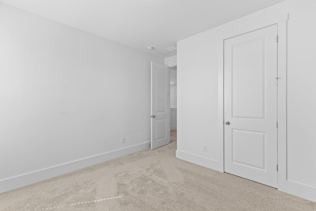 1223 Homecoming Boulevard Photo 24