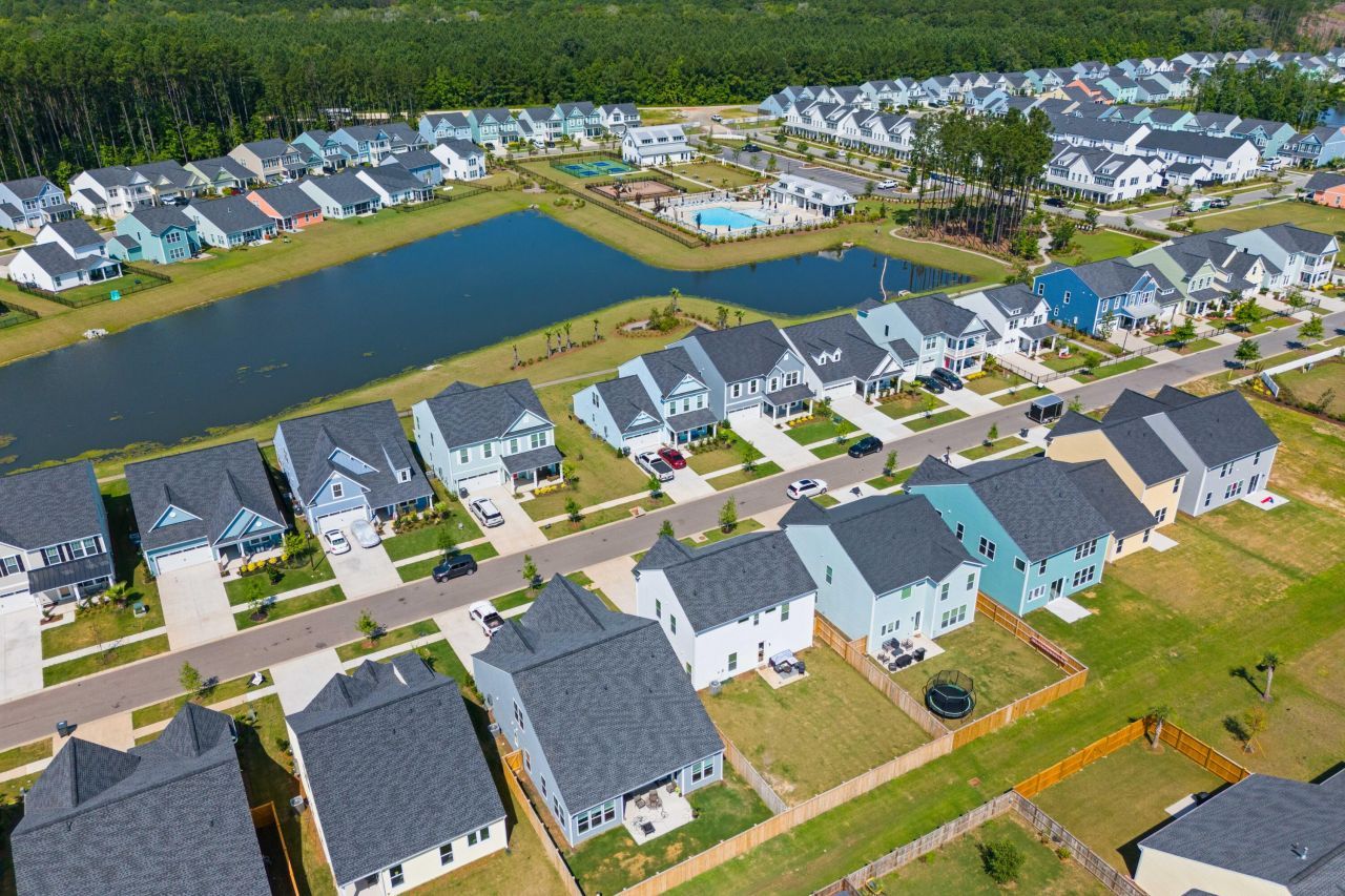 1223 Homecoming Boulevard Photo 35