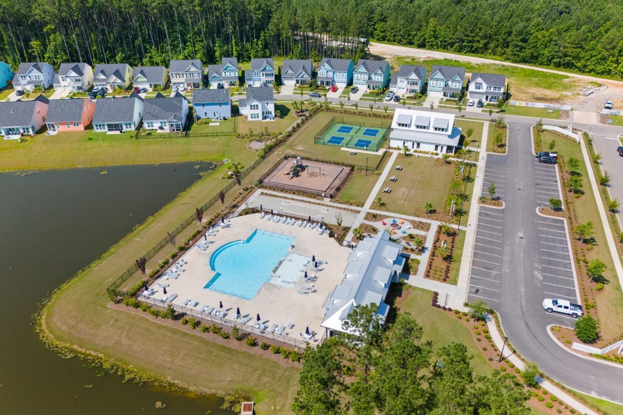 1223 Homecoming Boulevard Photo 38