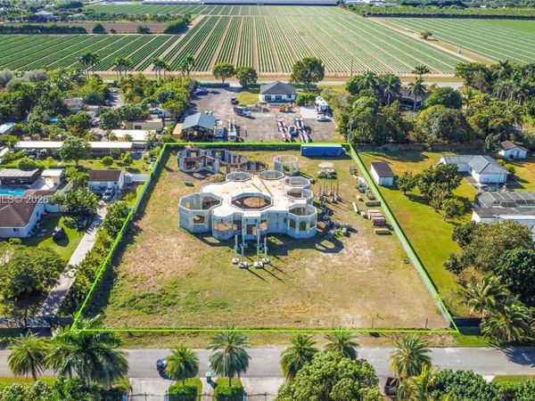 21320 SW 246th St, Unincorporated Dade County, FL 33031