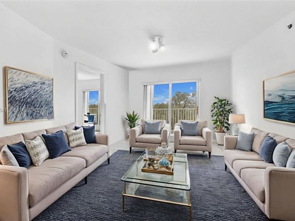 2475 NW 16th St Rd , Unit 601, Miami, FL 33125