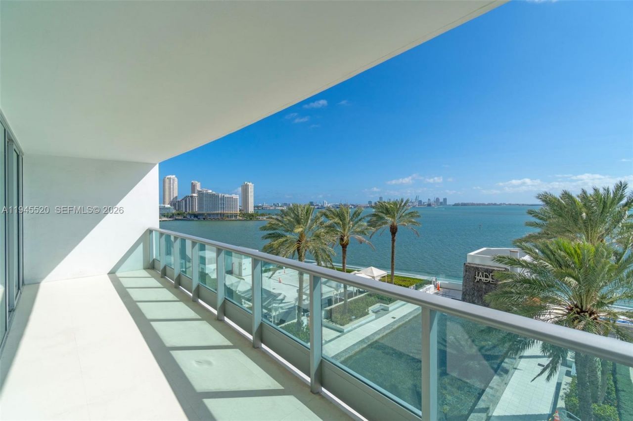 1331 Brickell Bay Dr, Unit 1007, Miami, FL 33131 Photo