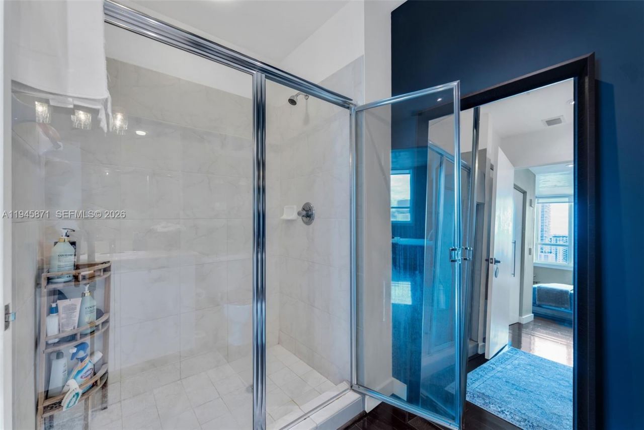 2275 Biscayne Blvd , Unit 705, Miami, FL 33137 Photo