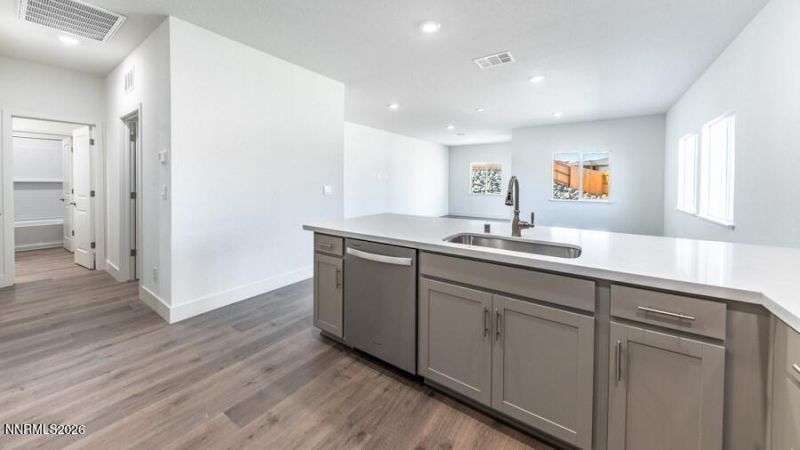 529 Daisy Fay Way, Carson City, NV 89705 Photo