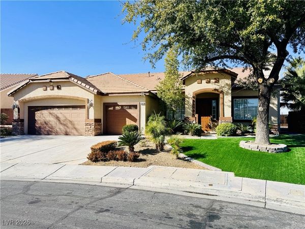 2547 Serenity Hollow Drive, Henderson, NV 89052