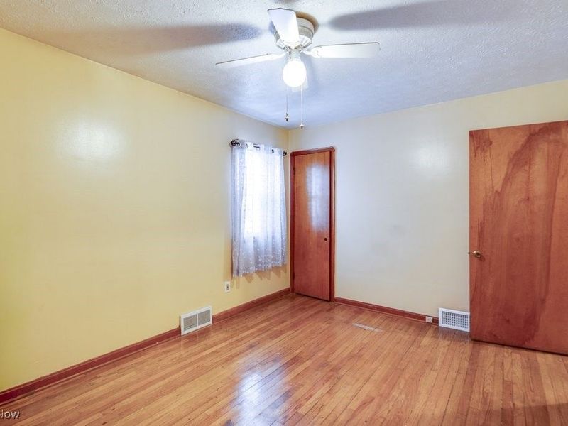 6506 Orchard Avenue, Parma, OH 44129 Photo 16