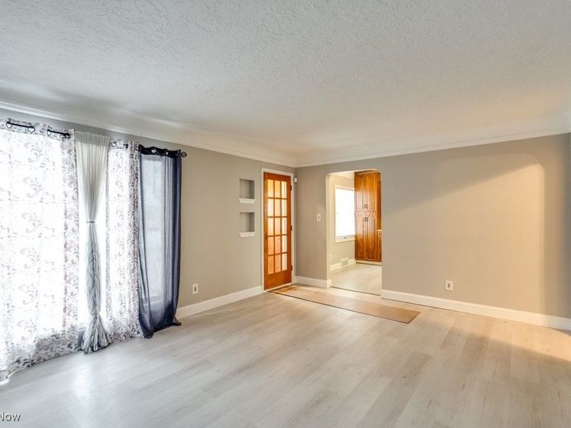 6506 Orchard Avenue, Parma, OH 44129 Photo 5