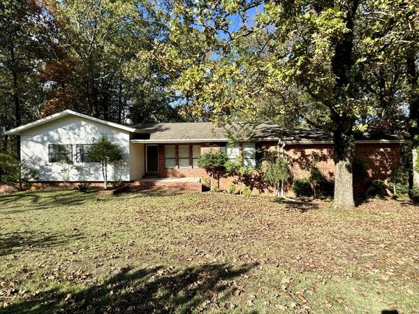 289 Dumas Rd, Ripley, MS 38663