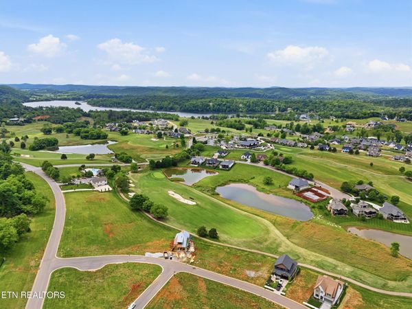 343 Black Bear Circle, Loudon, TN 37774