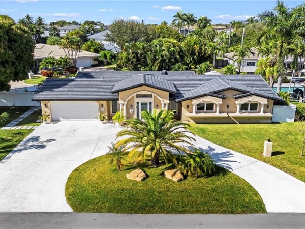 3301 NE 27th Ave, Lighthouse Point, FL 33064