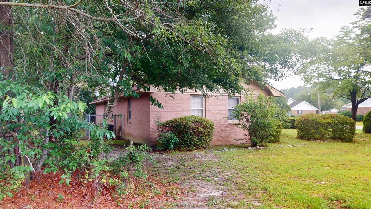 633 Sykes Street Photo 12